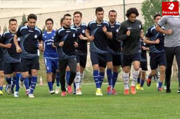 به محض ورود جباری مجیدی رفت