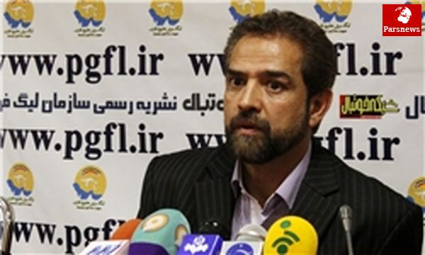 فیروز کریمی: گل به خودیهای کاملی به سود پیکان حساب شود!