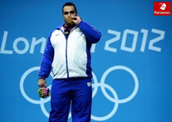 مجادله لفظی قهرمانان وزنهبرداری در برنامه زنده تلویزیونی