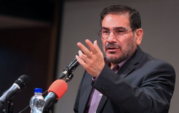 شمخانی: غرب از سر استیصال سرمایههای علمی ایران را هدف قرار داد