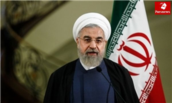 روحانی فرا رسیدن سال ۱۳۹۶ را به رهبر معظم انقلاب تبریک گفت