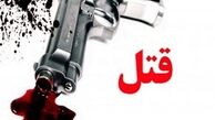 بازسازی جنایت مردی با کاپشن زرد