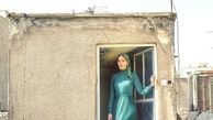 متین ستوده با لباس رسمی روی پشت بام + عکس