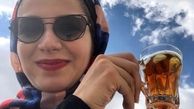 چای نوشیدن خاله شادونه با آسمان + عکس