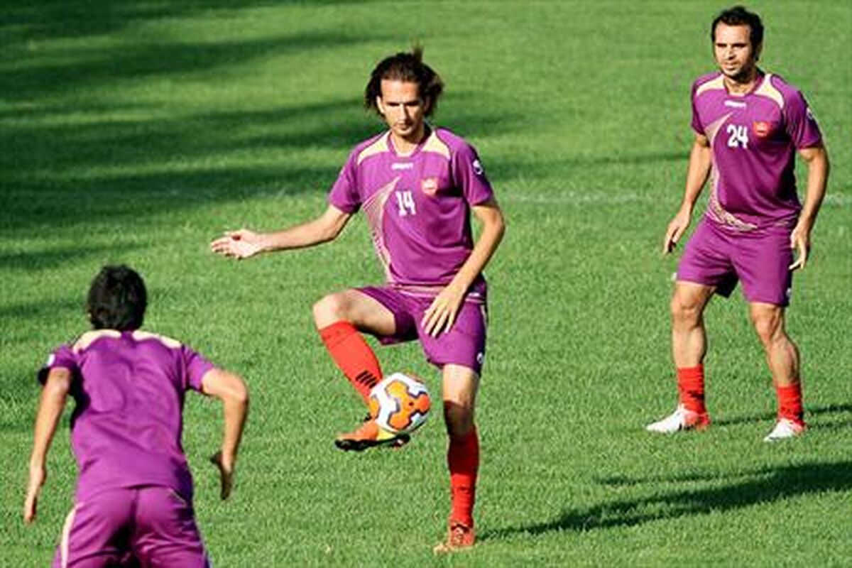 فرشته ی نجات پرسپولیس پیدا شد!