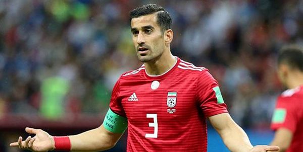 کاپیتان تیم ملی ایران در یک قدمی آ.اک