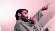 فرماندهی عملیات با ۲ عصا در زیر بغل