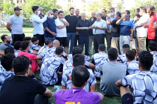 علی پروین بازیگر بچه های دیروز شد + عکس