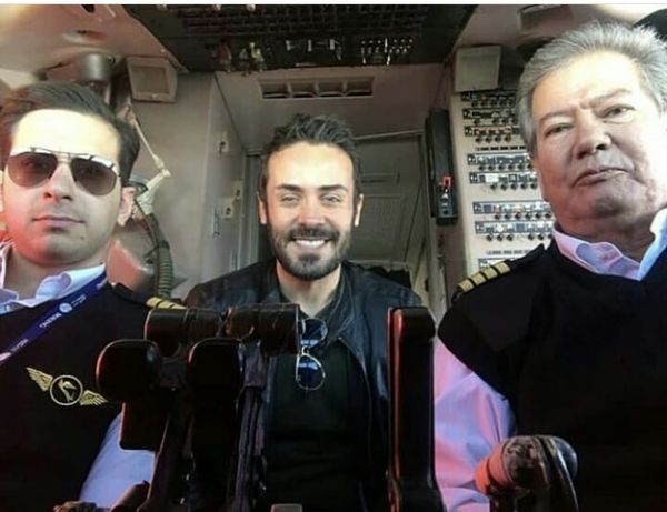 کاوه سماک باشی و دوستان خلبانش + عکس
