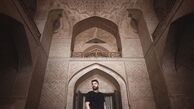 زانیار خسروی در جایی عجیب و زیبا + عکس