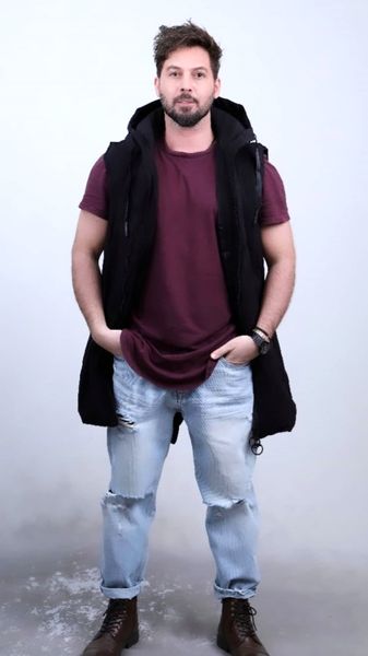 دانیال عبادی با تیپ متفاوت + عکس