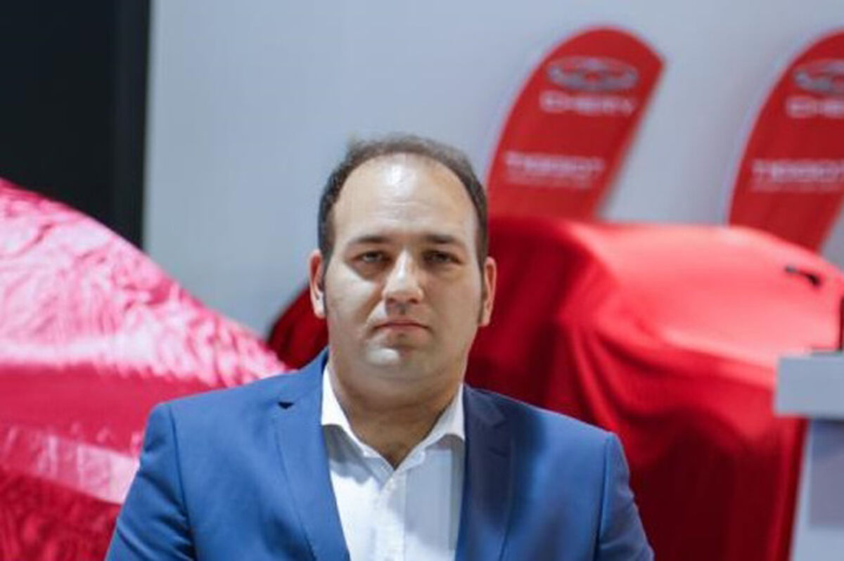  بالا رفتن قیمت خودرو باعث رکود بازار می شود