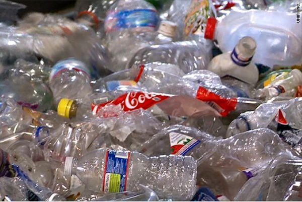 تولید یونیفرم از مواد بازیافتی !