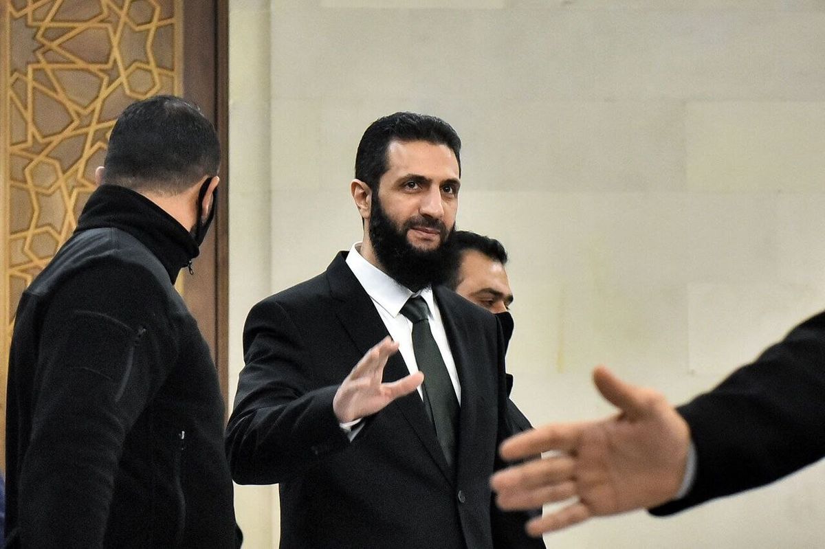 جولانی به همسایگی ایران سفر کرد !
