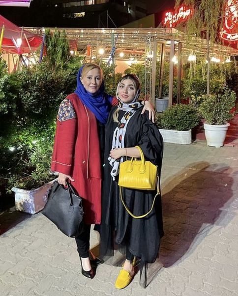 شیوا خسرومهر و زن برادرش + عکس