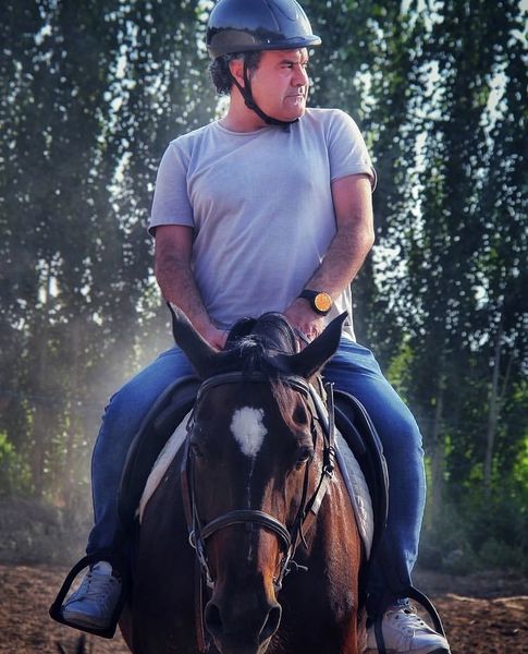 اسب سواری بهراد خرازی + عکس