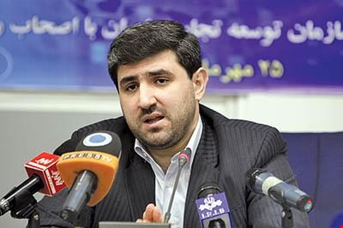 رئیس کمیسیون توسعه صادرات اتاق تعاون: ادغام وزارت صنعت و بازرگانی از اول اشتباه بود