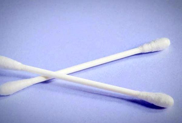 بلایی که گوش پاک کن سر مرد جوان آورد !