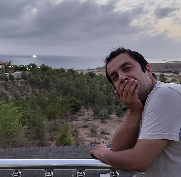 عباس جمشیدی فر در شمال + عکس