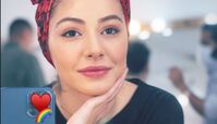 سلفی مهتاب ثروتی با توربان قرمز + عکس
