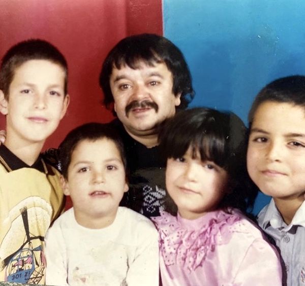 اسدالله یکتا و فرزندانش در کودکی + عکس