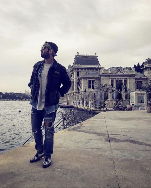 لباس های متفاوت نیما شعبان نژاد + عکس