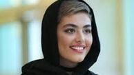 «ریحانه پارسا» در میان امواج دریا
