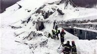 برف روبی با نفربر/ عکس