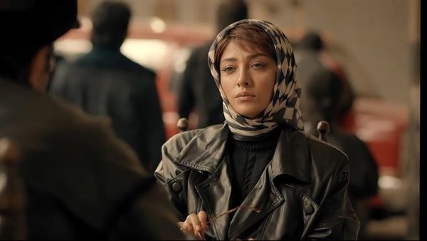 آناهیتا درگاهی در دل خطر + عکس