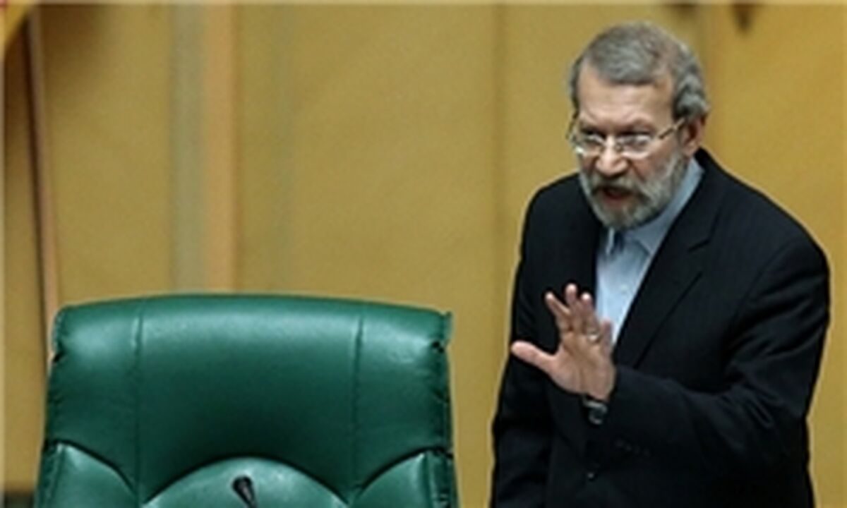 تذکر لاریجانی درباره توزیع بدون ضابطه برخی نامه‌ها
