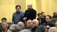  چشمان اشکبار محسن تنابنده در مراسم ترحیم خشایار الوند