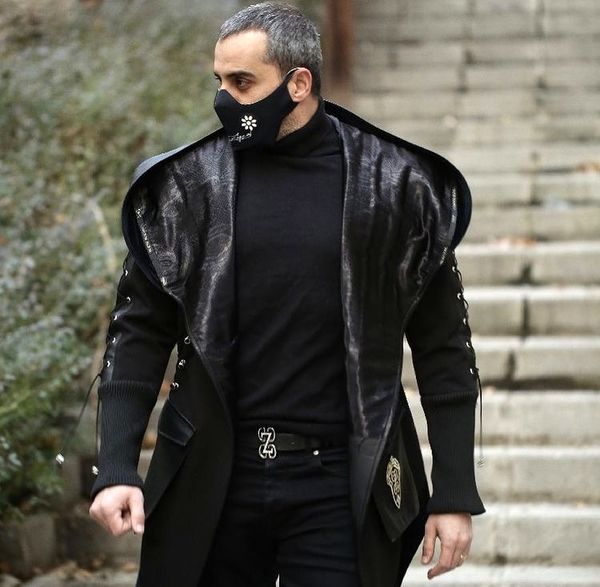 لباس های عجیب علیرام نورایی + عکس