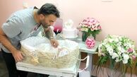 دختر آقای فوتبالیست در باغی از گل متولد شد+عکس