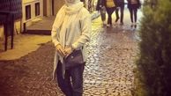 گشت و گذار خانم بازیگر تازه عروس در خارج+عکس