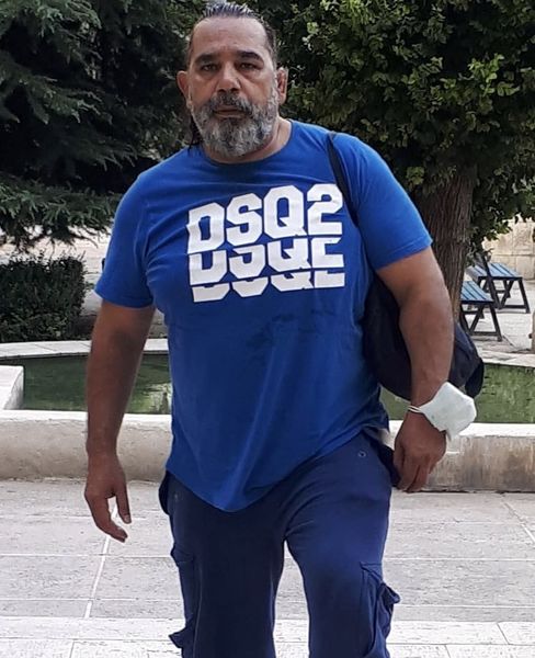 تیپ استقلالی داریوش سلیمی در خیابان + عکس