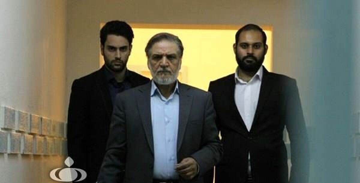 آقای بازیگر امنیتی شد/عکس