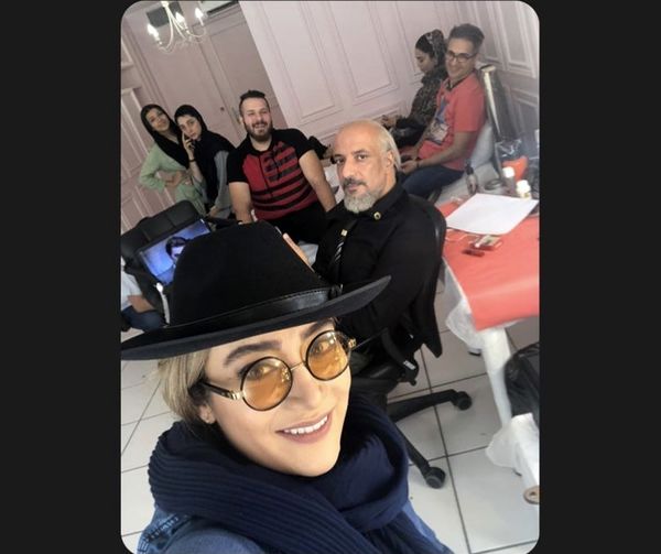 بهاره افشاری در پشت صحنه سریال ممنوعه + عکس