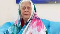 ثریا قاسمی با شال گل گلی در خانه اش + عکس