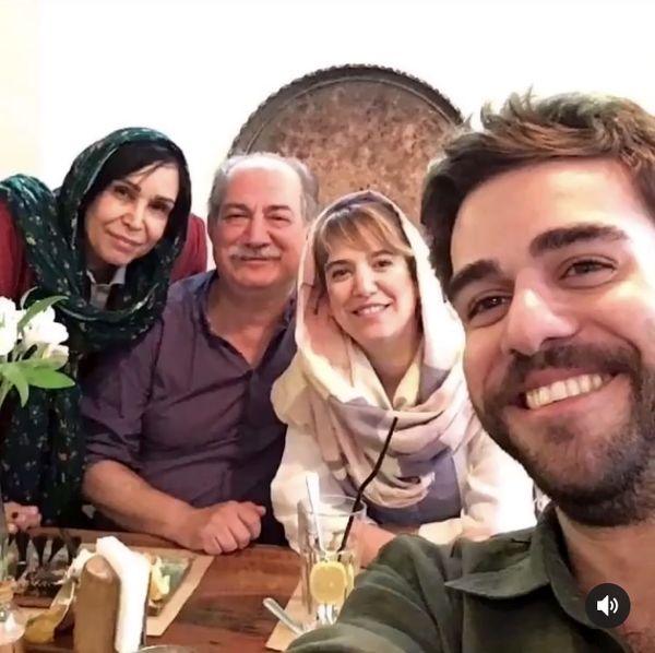 آتیلا پسیانی در جمع خانواده اش + عکس