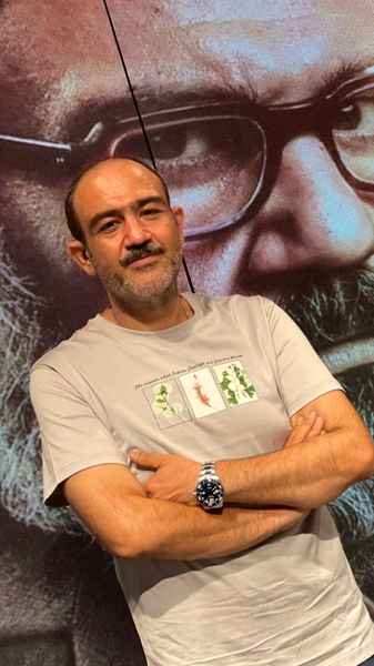 مهران غفوریان و پوستر زیبایش + عکس