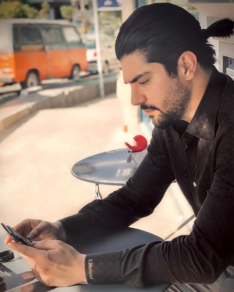 سینا مهراد هم موهاشو بلند کرد + عکس