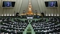 برخی جریانات سیاسی دنبال ایجاد دو قطبی‌های کاذب هستند