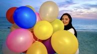 بادکنک های رنگی رنگی ستایش خانم + عکس