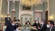 گزارش توئیتری اولیانوف درباره دیدارش با باقری در وین