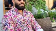لباس گل گلی آقای رزمی کار + عکس