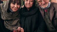 بهنوش بختیاری و‌پدر و مادرش در رستوران + عکس