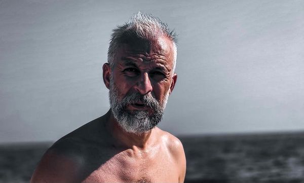 کاظم سیاحی هم پیر شده + عکس