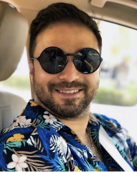 لباس عجیب بابک جهانبخش را دیدید؟ + عکس