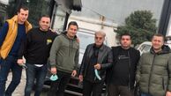 حمید لولایی در کنار دوستان جوانش + عکس