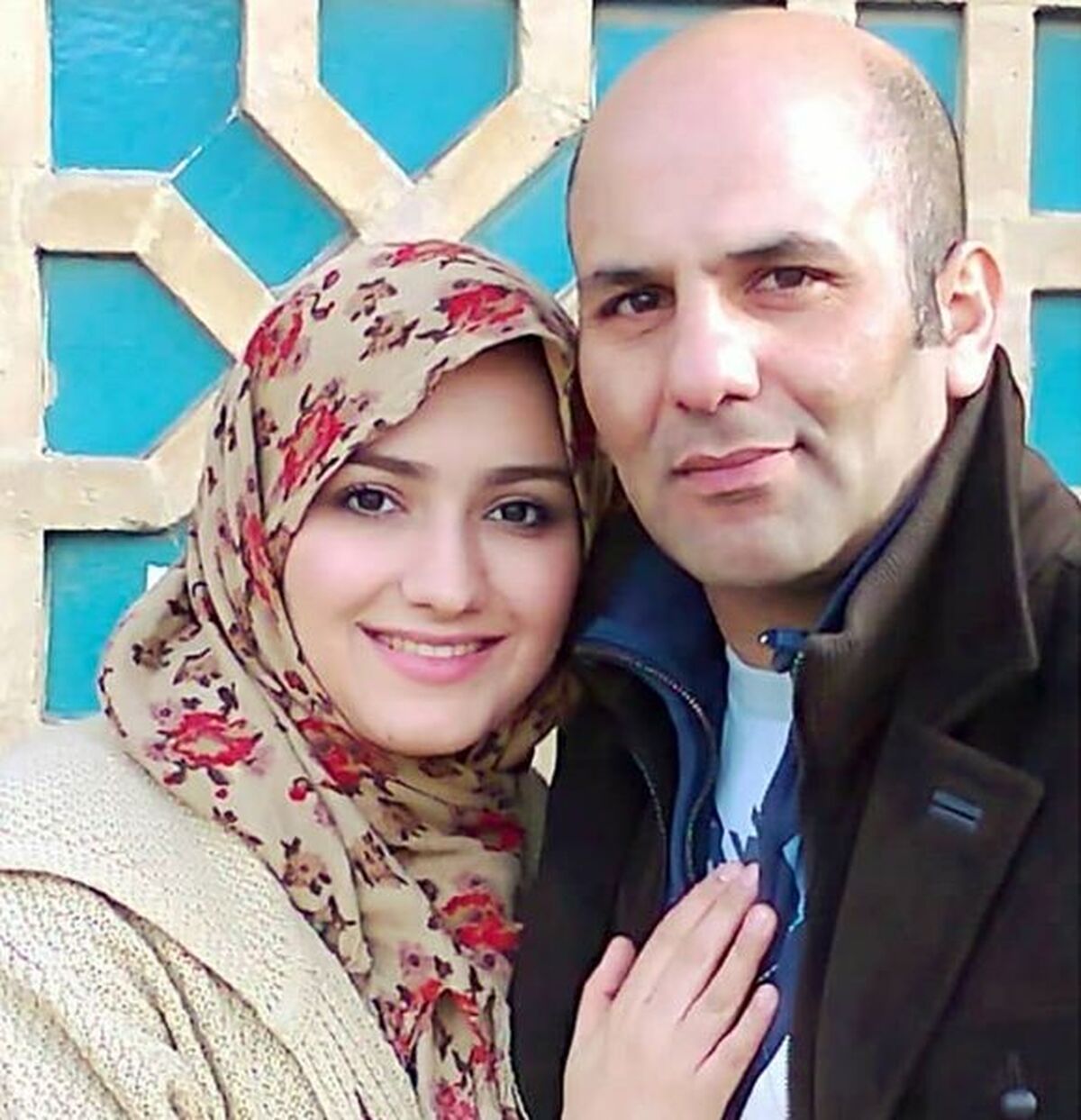 خانم مجری تلویزیون در آغوش همسرش + عکس